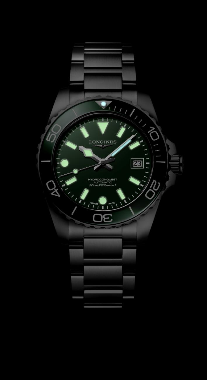 L37794066 LONGINES HYDROCONQUEST Montre automatique Ø 39.00 mm acier inoxydable et lunette en céramique verte